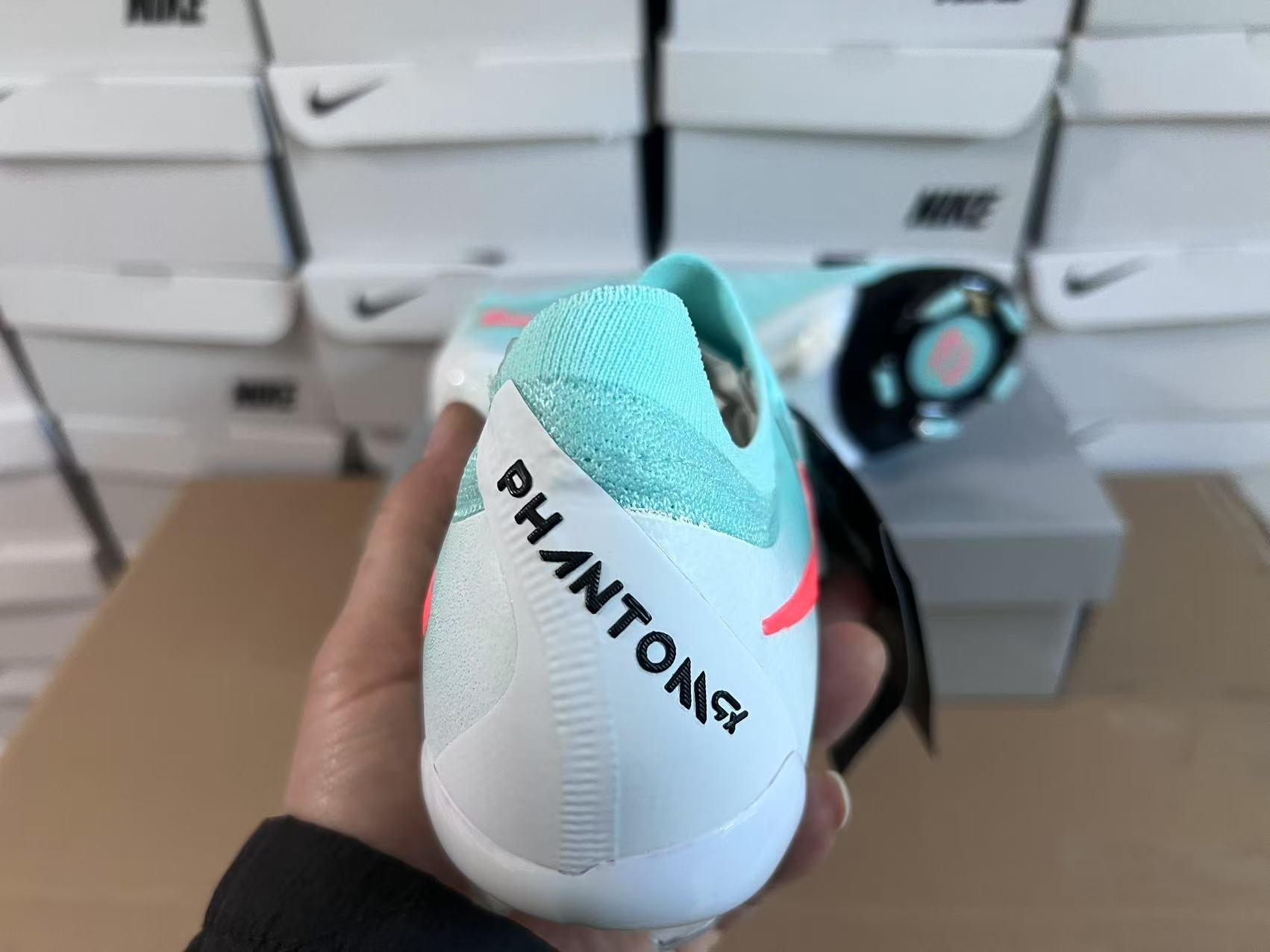 Nike Gripknit Phantom LUNA Elite FG