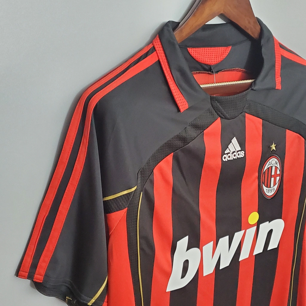 Camisa AC Milan Retrô 2006/07 Torcedor Masculina - Vermelho