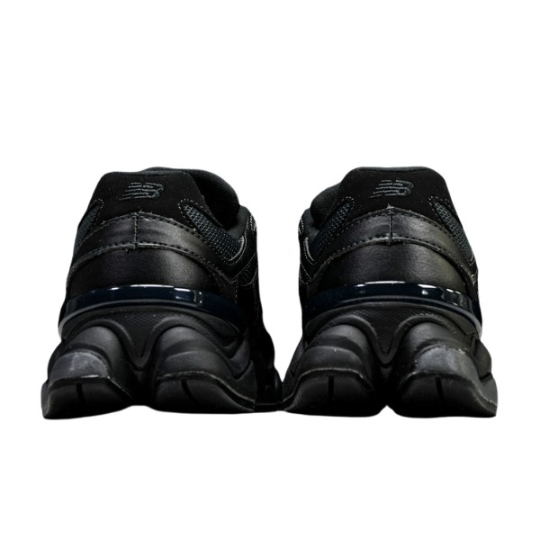 TĂȘnis New Balance 9060 Triple Black