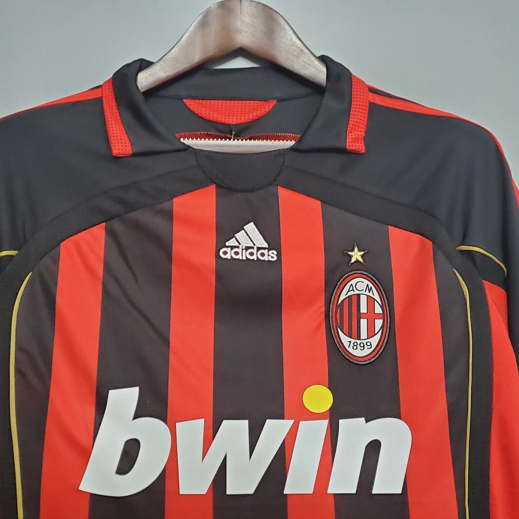 Camisa AC Milan Retrô 2006/07 Torcedor Masculina - Vermelho