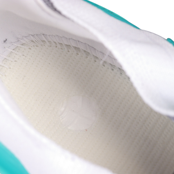 TĂȘnis Adidas Ultraboost Light Branco, Azul e Amarelo