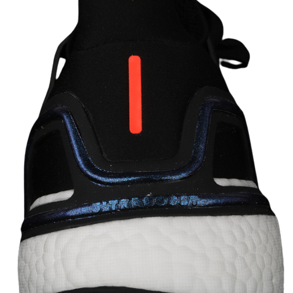 TĂȘnis Adidas Ultraboost Light Preto e Roxo