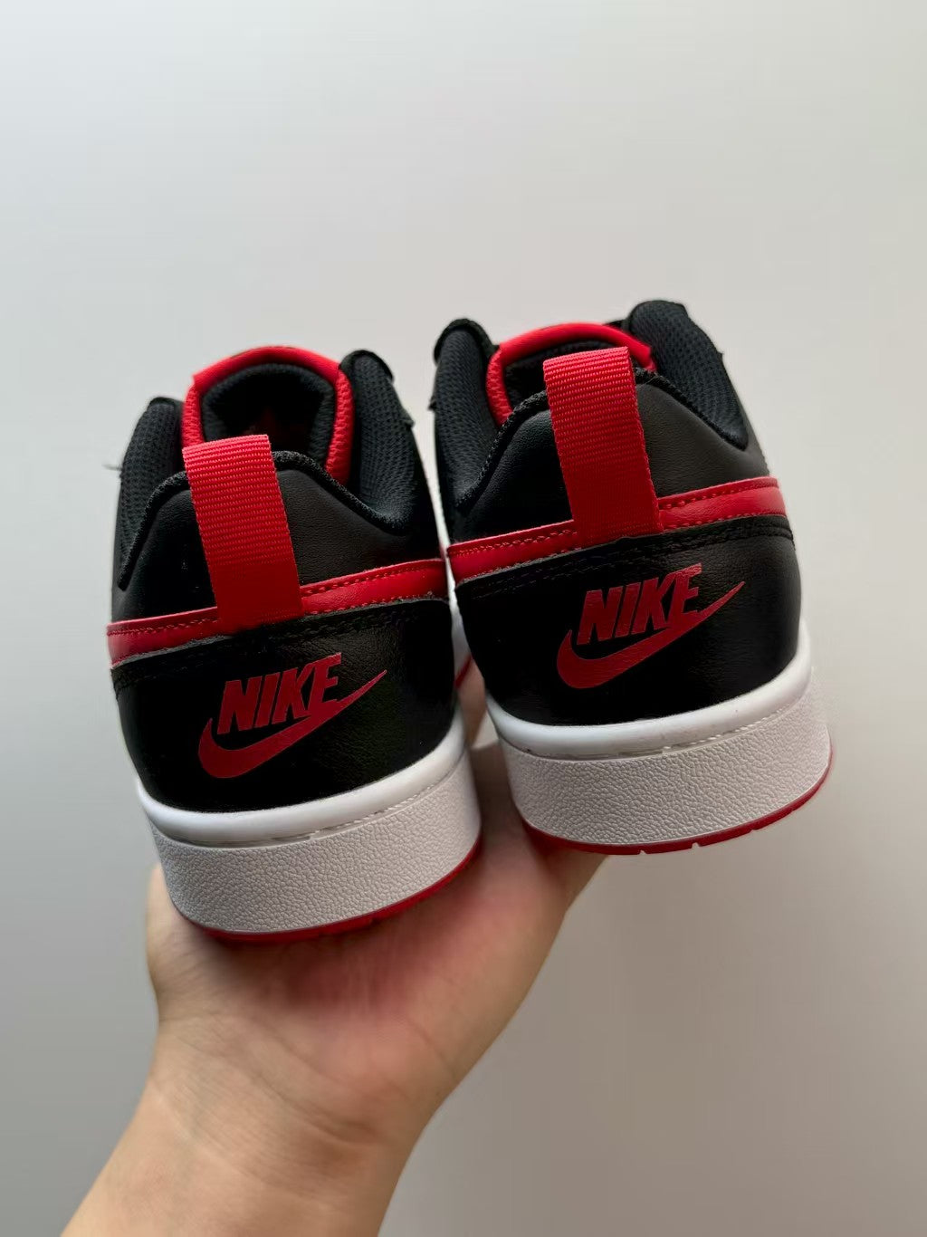 Tênis Nike Court Borough Low 2 Black University Red