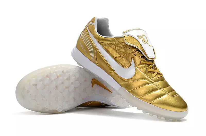 Chuteira Society Nike Tiempo Ronaldinho R10 Pro - Gold