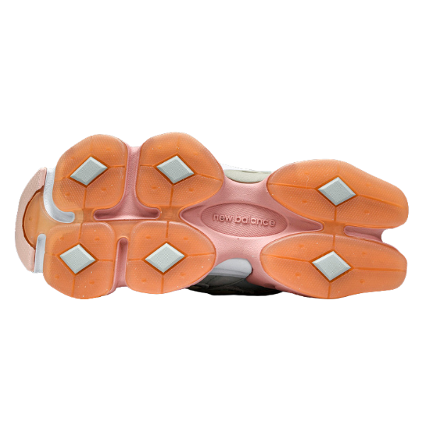 Tênis New Balance 9060 Joe x Freshgoods