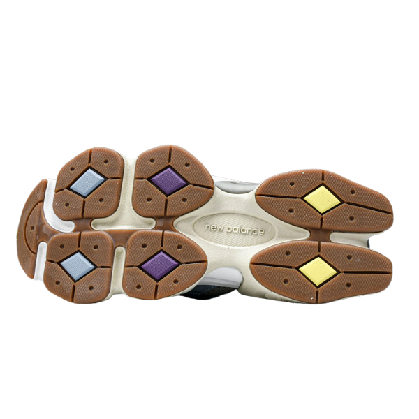 Tênis New Balance 9060 Age of Discovery