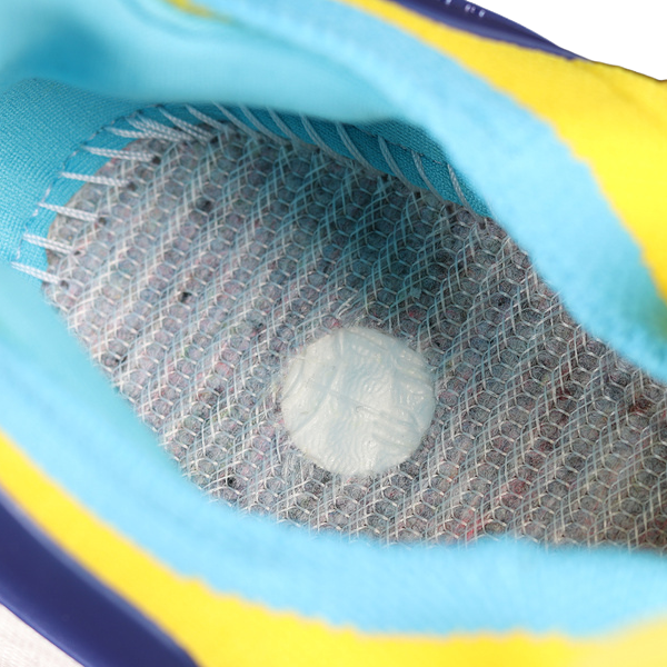 Tênis Adidas Ultraboost Light Amarelo, Roxo e Azul