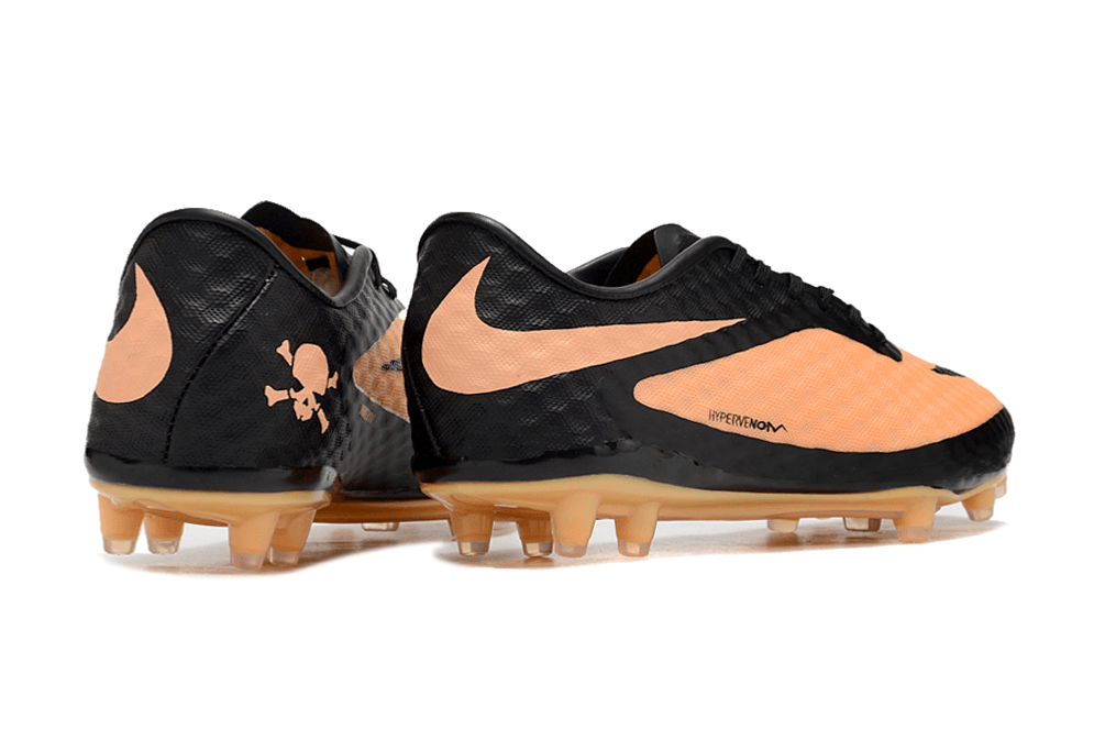 CHUTEIRA NIKE HYPERVENOM VAPOR 10 ELITE FG + MEIA E BOLSA
