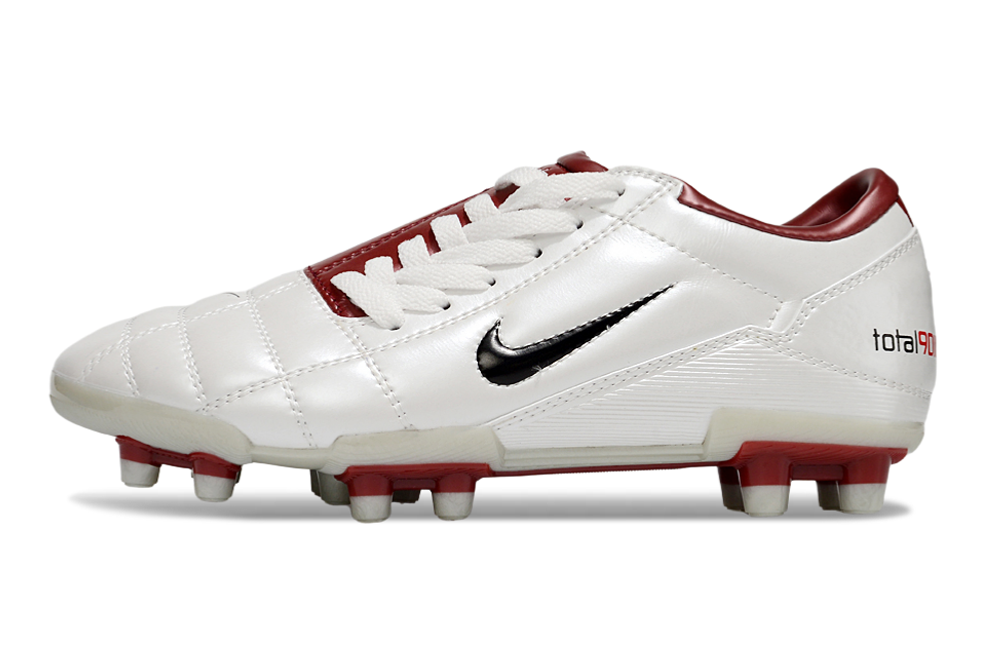 Chuteira NIKE TOTAL 90